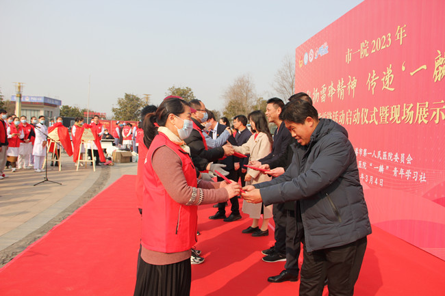 07c90ef32940bba4a105c1058b0c098_副本.jpg