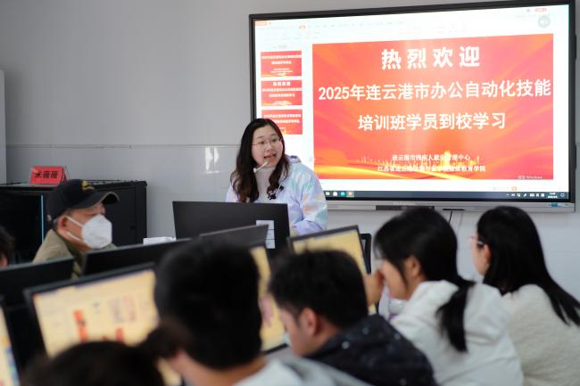 5274E5B47DCC0E2F2C03F4096E94ACB9.jpg